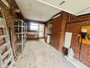 Garage- click for photo gallery